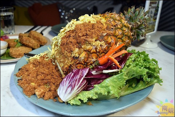 WOO Taiwan:泰國觀光局推薦此生必去十大名店 WOO Taiwan市政店。來自清邁道地美味 環境美到不像話!