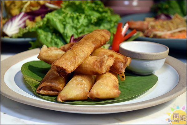 WOO Taiwan:泰國觀光局推薦此生必去十大名店 WOO Taiwan市政店。來自清邁道地美味 環境美到不像話!