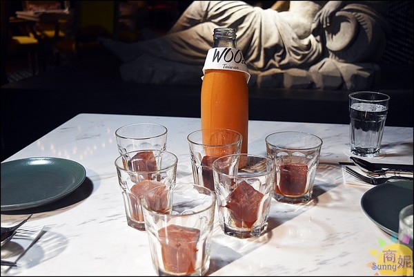 WOO Taiwan:泰國觀光局推薦此生必去十大名店 WOO Taiwan市政店。來自清邁道地美味 環境美到不像話!