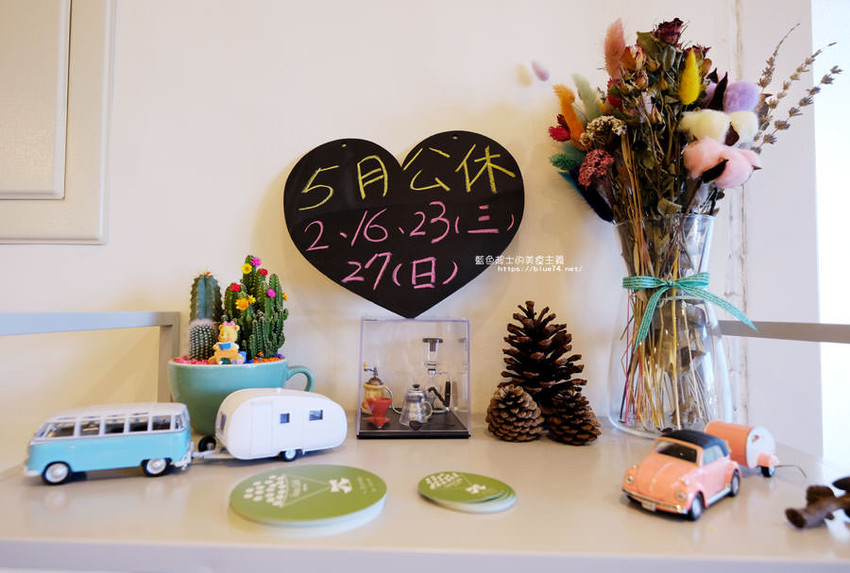 彰化二林│Loca cafe-二林也有咖啡館可以續攤耶 - 藍色起士的美食主義