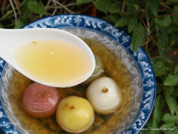 新南五五製氷所:台中美食│新南五五製氷所〃台中大里舒芙蕾厚鬆餅推薦,還有冬季甜湯暖暖上市~