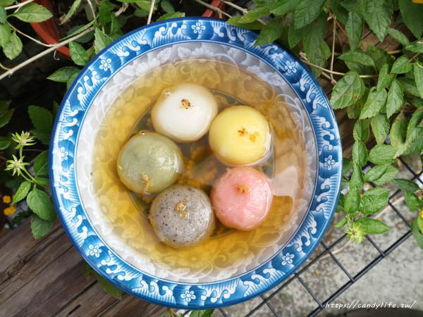 新南五五製氷所:台中美食│新南五五製氷所〃台中大里舒芙蕾厚鬆餅推薦,還有冬季甜湯暖暖上市~