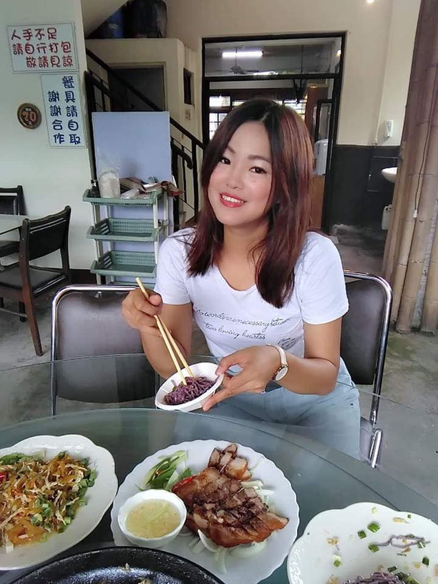 鹿谷省城甕缸雞 | 食尚玩家推薦鹿谷甕缸雞,外皮透光酥脆肉嫩汁多 !特色紫薯麵、自家製古早味鹹豬肉,鹿谷必吃美食餐廳。 - 螞蟻幫的櫥櫃