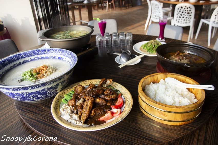 【玩樂．南投】南投集集親水童年／親子戲水餐廳～夏天戲水消暑、冬天還能泡溫泉，再享青石食堂多樣化精美料理