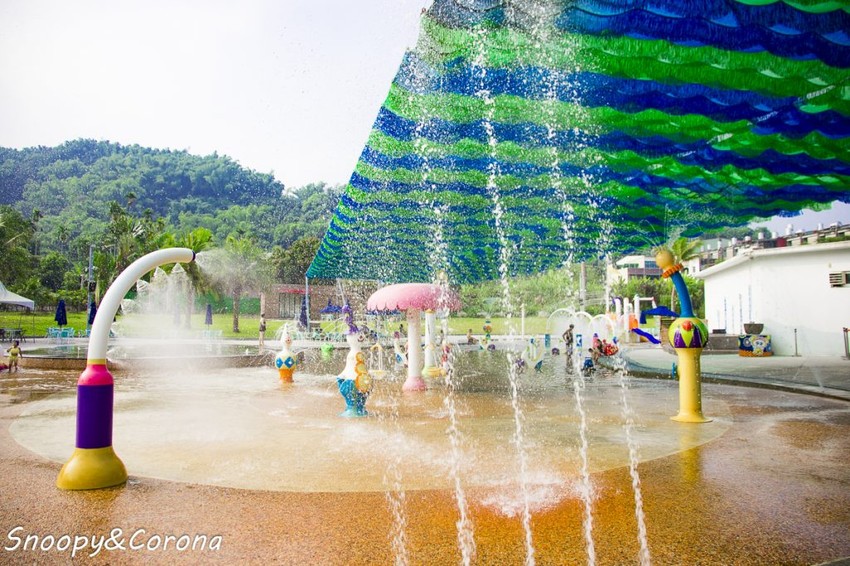 【玩樂．南投】南投集集親水童年／親子戲水餐廳～夏天戲水消暑、冬天還能泡溫泉，再享青石食堂多樣化精美料理