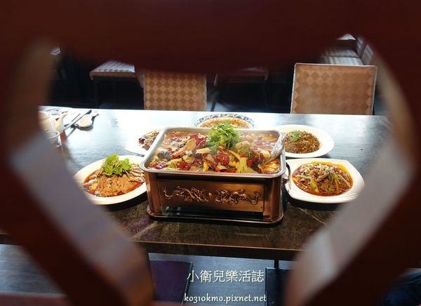 台中川菜-品渝宴川菜館環境 (2)