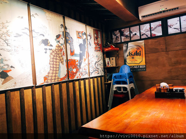 圓圓家愛吃貨-《花蓮美食》入口即化炙燒壽司，日式好風味《耕壽司》，排隊必朝聖名店別錯過