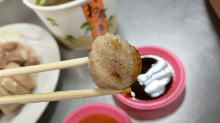 【基隆美食】孝三大腸圈 | 人氣銅板小吃、孝三路巷弄美食