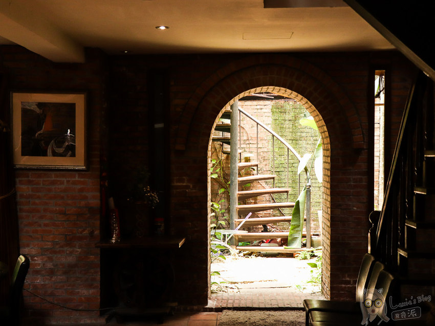 台北老屋咖啡》南京復興樹宅院，隱身捷運旁的夢幻大宅院 - Lexies Blog，寫食派