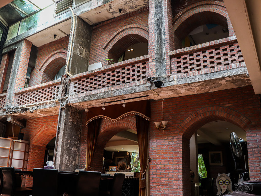 台北老屋咖啡》南京復興樹宅院，隱身捷運旁的夢幻大宅院 - Lexies Blog，寫食派