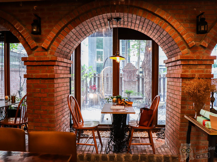 台北老屋咖啡》南京復興樹宅院，隱身捷運旁的夢幻大宅院 - Lexies Blog，寫食派