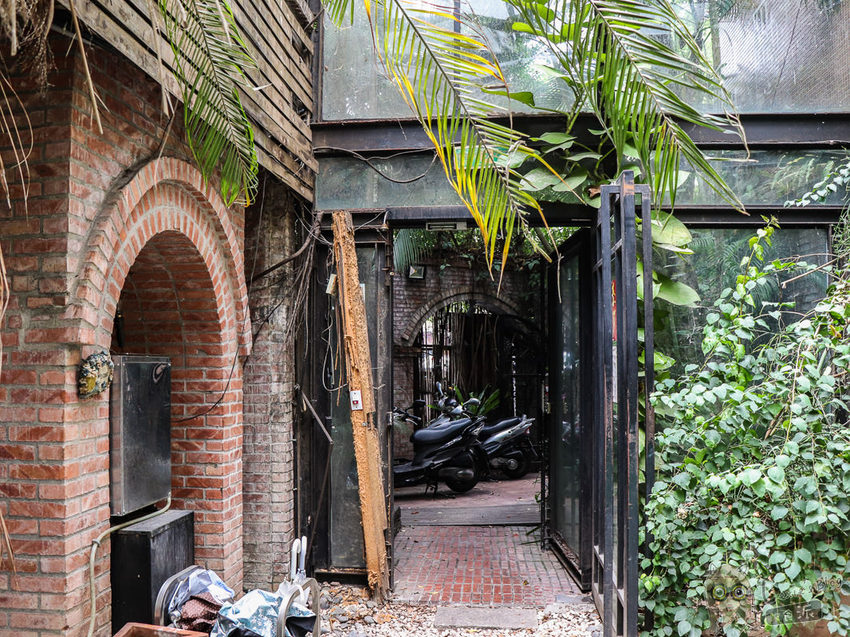 台北老屋咖啡》南京復興樹宅院，隱身捷運旁的夢幻大宅院 - Lexies Blog，寫食派