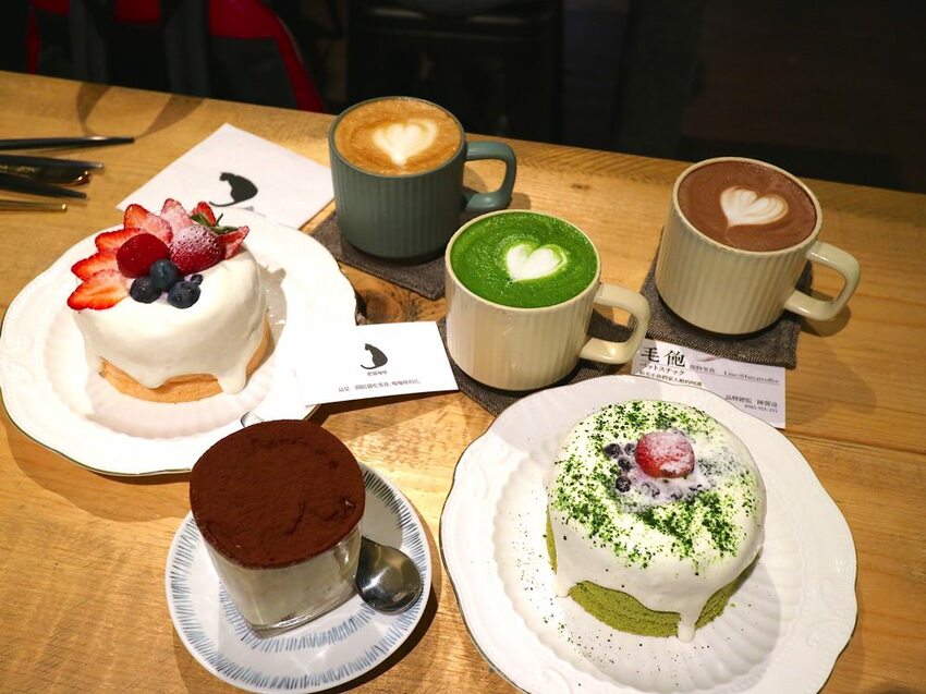 肥貓咖啡：台南最美三色涼麵開賣啦！一起外帶嚐美食，居家防疫也能幸福肥/每日限量務必預訂.台南涼麵推薦.外帶美食 - 進食的巨鼠