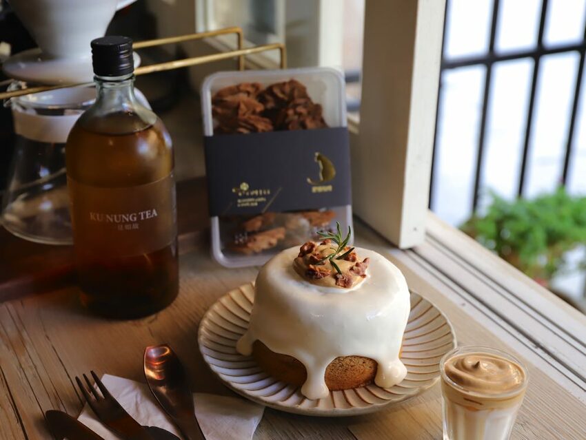 肥貓咖啡：台南最美三色涼麵開賣啦！一起外帶嚐美食，居家防疫也能幸福肥/每日限量務必預訂.台南涼麵推薦.外帶美食 - 進食的巨鼠