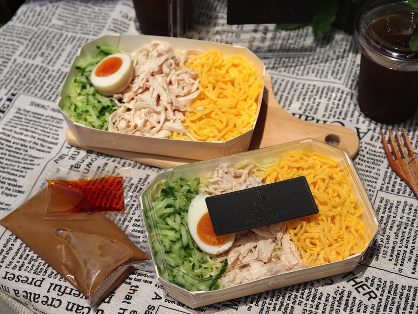 肥貓咖啡：台南最美三色涼麵開賣啦！一起外帶嚐美食，居家防疫也能幸福肥/每日限量務必預訂.台南涼麵推薦.外帶美食 - 進食的巨鼠