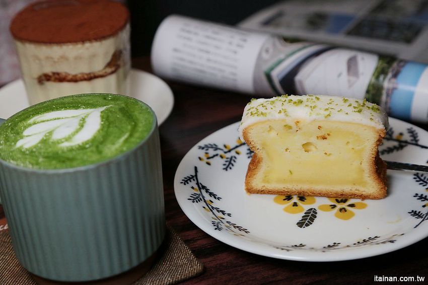 肥貓咖啡~藏身在神農街裡的老宅文青咖啡館!超療癒「貓咪咖啡廳」,貓奴必訪! - 台南好Food遊