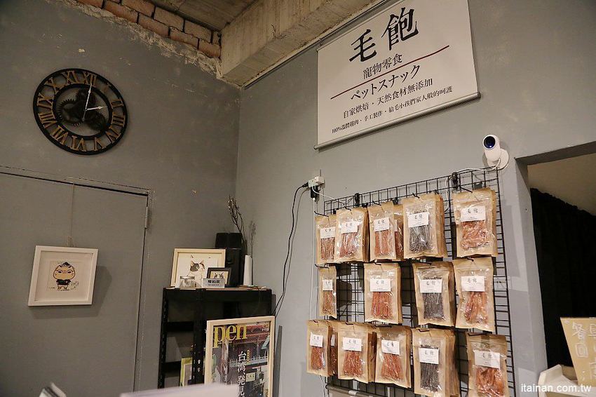 肥貓咖啡~藏身在神農街裡的老宅文青咖啡館!超療癒「貓咪咖啡廳」,貓奴必訪! - 台南好Food遊