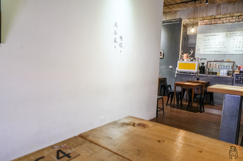 台南咖啡館 神農街肥貓咖啡，內有萌貓坐鎮，以及季節限定少女系甜點，來享受愜意的下午茶時光吧！ - 丁Dingの吃貨日常