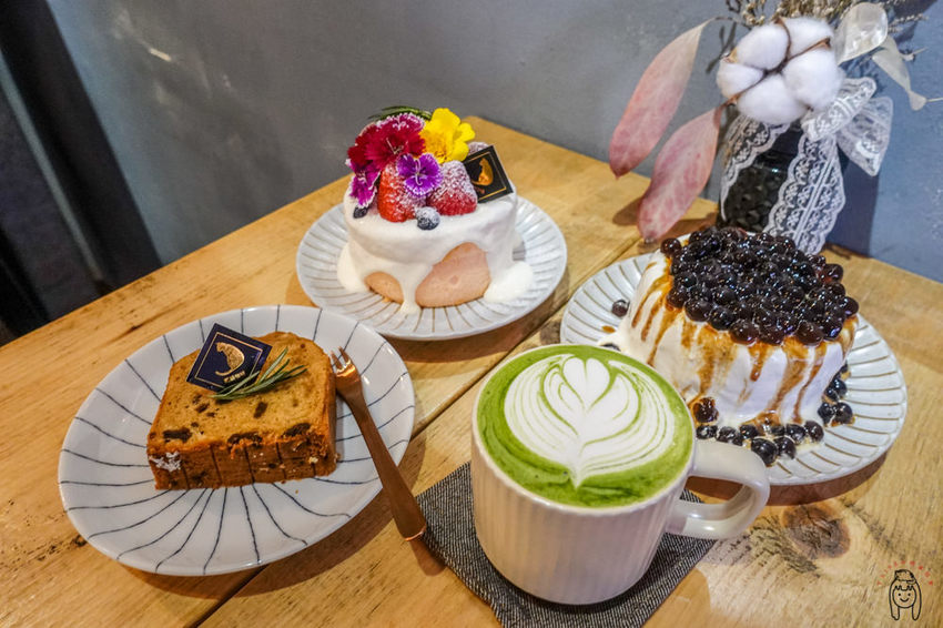 台南咖啡館 神農街肥貓咖啡，內有萌貓坐鎮，以及季節限定少女系甜點，來享受愜意的下午茶時光吧！ - 丁Dingの吃貨日常