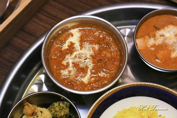 咖哩鬥陣快閃店：【台南美食】極機密咖哩快閃店！期間限定的印度味：咖哩鬥陣X小巷裡的拾壹號