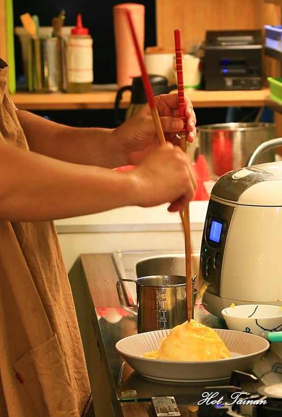 咖哩鬥陣快閃店：【台南美食】極機密咖哩快閃店！期間限定的印度味：咖哩鬥陣X小巷裡的拾壹號