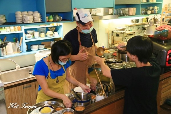 咖哩鬥陣快閃店：【台南美食】極機密咖哩快閃店！期間限定的印度味：咖哩鬥陣X小巷裡的拾壹號