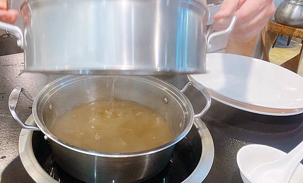 板橋海鮮塔推薦【蒸天下】海鮮蒸氣火鍋,板橋吃活體海鮮的必訪之地│板橋海鮮餐廳推薦-板橋美食推薦-22.jpg 板橋海鮮塔推薦【蒸天下】海鮮蒸氣火鍋,板橋吃活體海鮮的必訪之地│板橋海鮮餐廳推薦-板橋美食推薦-22.jpg