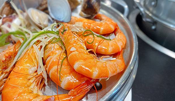 板橋海鮮塔推薦【蒸天下】海鮮蒸氣火鍋,眾星雲集的海鮮塔,分秒 板橋海鮮塔推薦【蒸天下】海鮮蒸氣火鍋,眾星雲集的海鮮塔,分秒