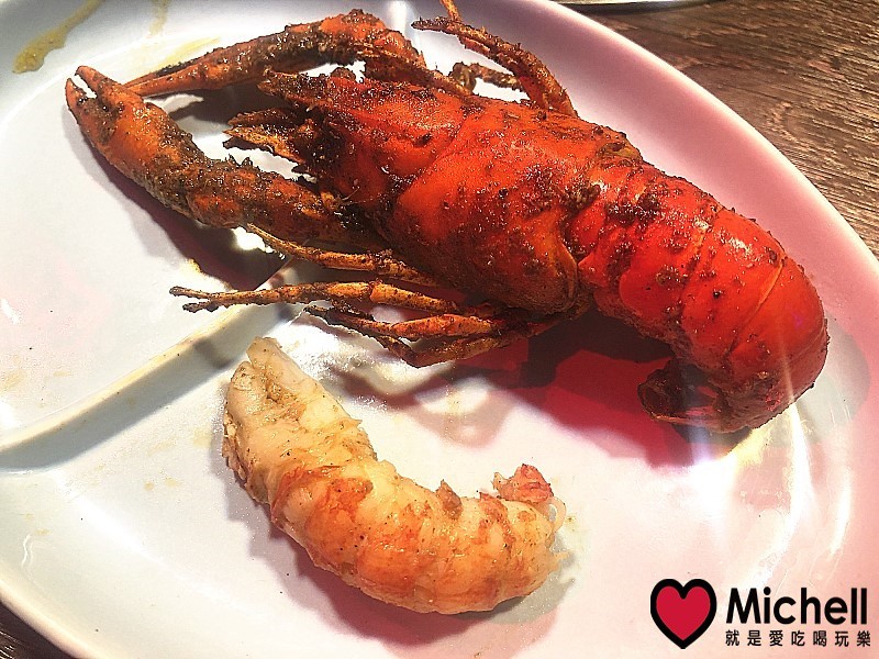 水貨 烤魚火鍋-新莊店