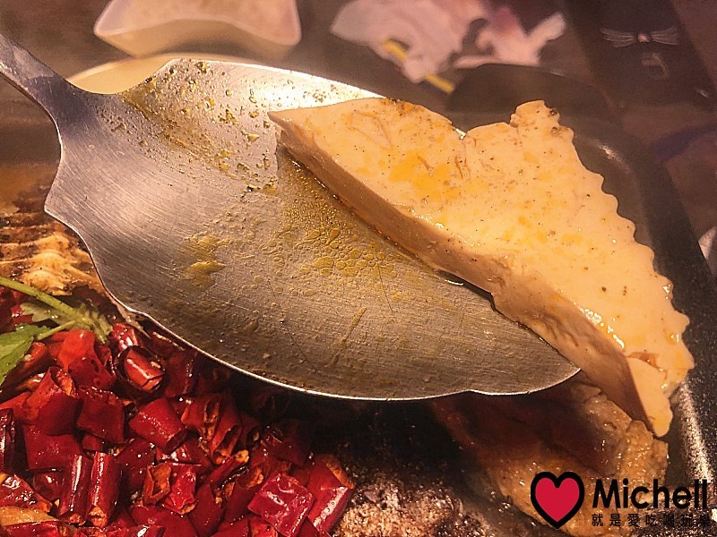 水貨 烤魚火鍋-新莊店