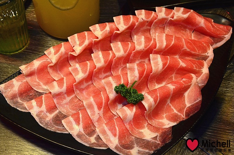 水貨 烤魚火鍋-新莊店