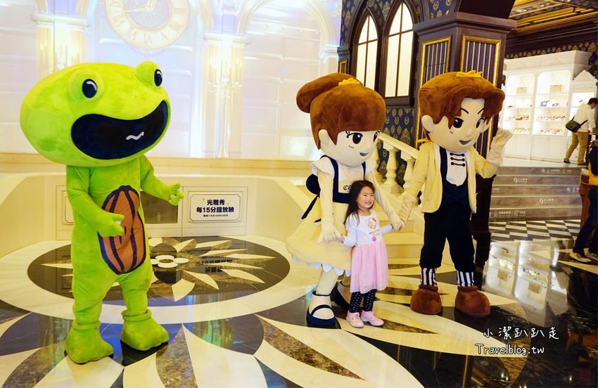 南投埔里景點》妮娜巧克力夢想城堡。南投巧克力觀光工廠，IG爆紅夢幻莊園超好拍！情侶約會浪漫必訪！ - 小潔趴趴走旅遊札記