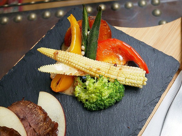 Coffee Naps 蓁澄咖啡手作坊：Coffee Naps 蓁澄咖啡手作坊-台北大安咖啡廳  環境優雅恬靜  歐式料理、手沖咖啡、手作甜點都讓人滿意  悠閒待上一下午都沒問題