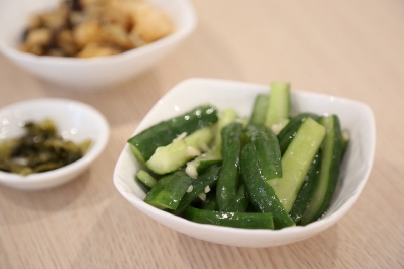 [台南]北區牛肉麵推薦 麻辣牛三寶牛腱燴飯親子友善 牛多多麵館滿500可外送