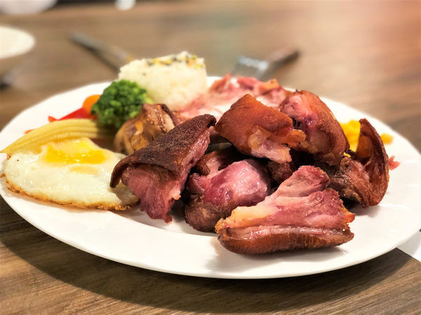 ●嘉義食記●御膳屋牛排/家樂福北門店/IG打卡熱點/視嗅味三覺饗宴