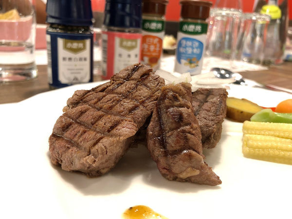 ●嘉義食記●御膳屋牛排/家樂福北門店/IG打卡熱點/視嗅味三覺饗宴