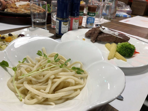 ●嘉義食記●御膳屋牛排/家樂福北門店/IG打卡熱點/視嗅味三覺饗宴