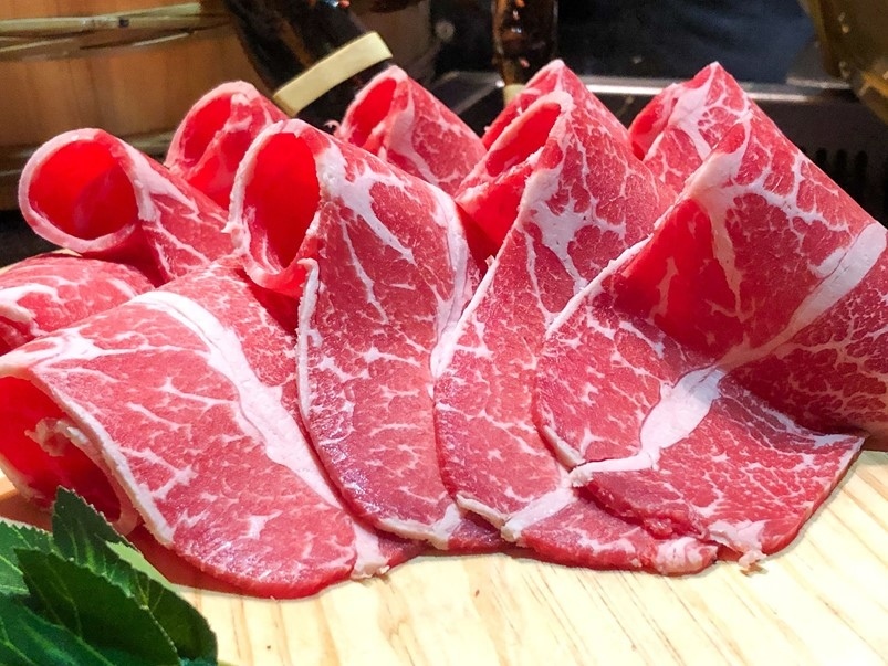 【忠孝新生】蟹宴日式頂級帝王蟹燒烤鍋物，頂級食材新鮮吃到飽！生食、火鍋、燒烤一次滿足！