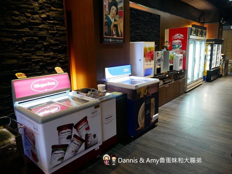 《台北帝王蟹吃到飽》蟹宴-日式頂級帝王蟹燒烤鍋物。澎湃海鮮頂級肉品哈根達斯吃到飽。汽水啤酒無限暢飲︱火烤兩吃一次滿足。新生高架橋旁（影片）