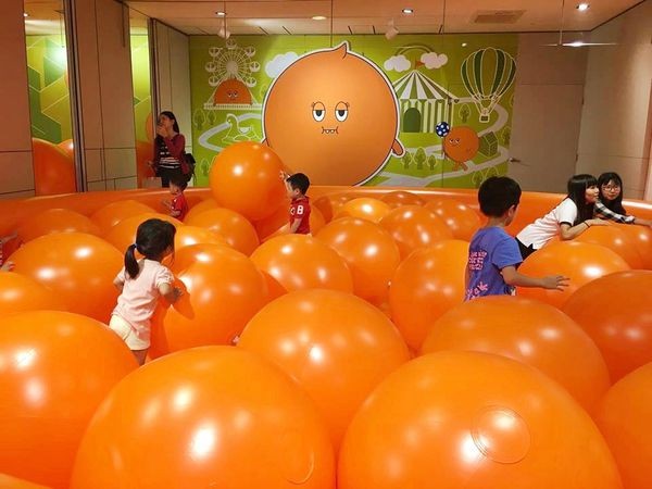 38003681_10209565995666809_6228353885220634624_n (1).jpg