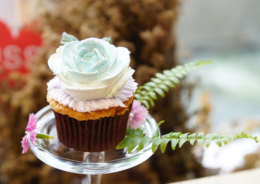 [高雄]蔝蓨花苑Miss U Flower Tea House-許你一個極致花花世界~網美必來高雄IG打卡美食 - 美食好芃友