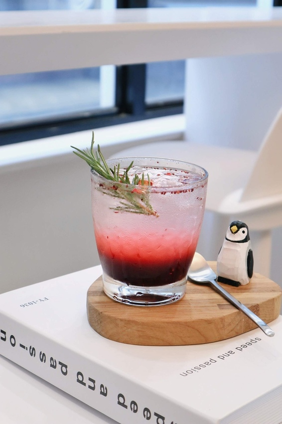 topo+ cafe' 及拓樸本然空間設計