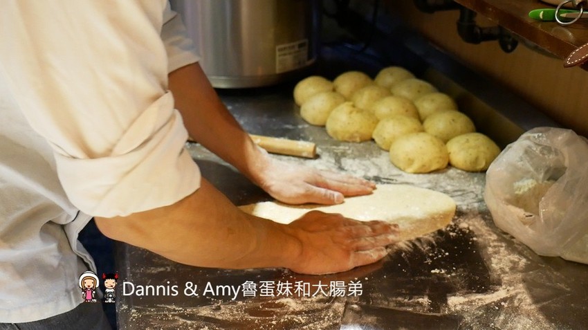 《師大美食》 以勒廚房Jireh Kitchen異國料理。平價好吃的手作捲餅、香料飯、船型披薩。土耳其餐廳菜單價位分享 ︱捷運台電大樓附近（影片）