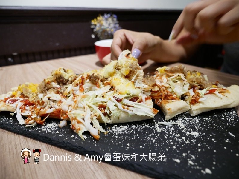 《師大美食》 以勒廚房Jireh Kitchen異國料理。平價好吃的手作捲餅、香料飯、船型披薩。土耳其餐廳菜單價位分享 ︱捷運台電大樓附近（影片）