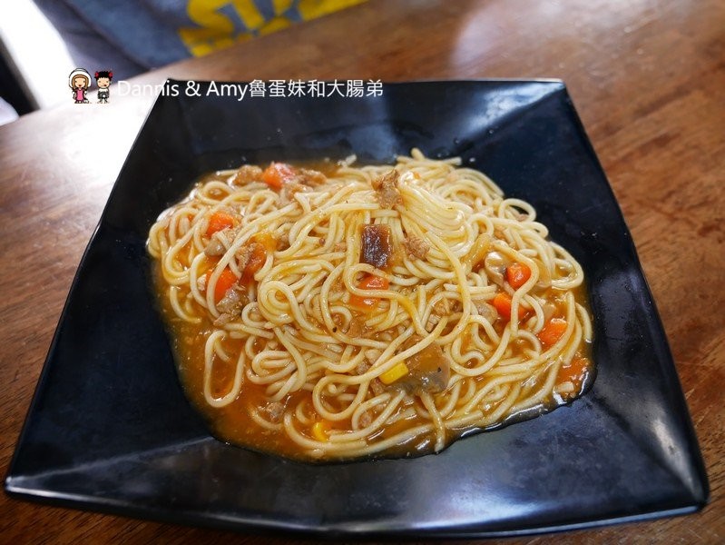 《新竹早餐推薦》用心美味的樂蜜早午餐。手工山型吐司x超值套餐營養滿點x林華泰紅茶︱學生美食篇(影片) 《新竹早餐推薦》用心美味的樂蜜早午餐。手工山型吐司x超值套餐營養滿點x林華泰紅茶︱學生美食篇(影片)