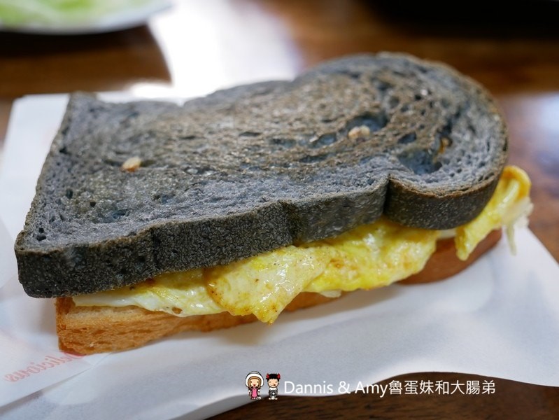 《新竹早餐推薦》用心美味的樂蜜早午餐。手工山型吐司x超值套餐營養滿點x林華泰紅茶︱學生美食篇(影片) 《新竹早餐推薦》用心美味的樂蜜早午餐。手工山型吐司x超值套餐營養滿點x林華泰紅茶︱學生美食篇(影片)