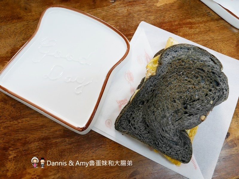 《新竹早餐推薦》用心美味的樂蜜早午餐。手工山型吐司x超值套餐營養滿點x林華泰紅茶︱學生美食篇(影片) 《新竹早餐推薦》用心美味的樂蜜早午餐。手工山型吐司x超值套餐營養滿點x林華泰紅茶︱學生美食篇(影片)