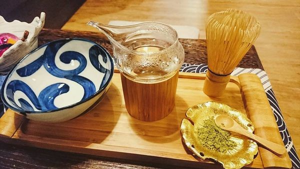 38168732_1987460401285639_7883995672532221952_n