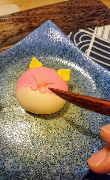 38132217_1987460444618968_8473925128743288832_n