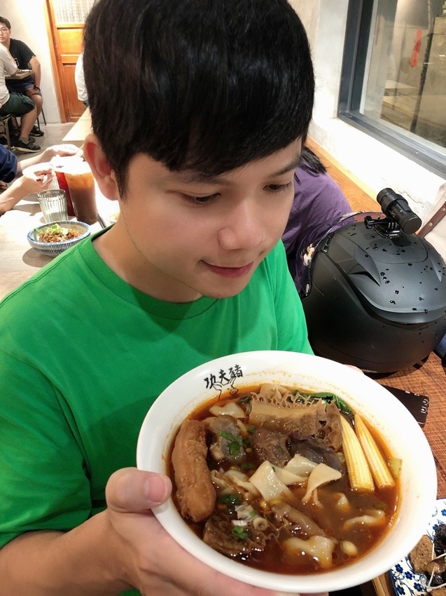 【新店大坪林】功夫豬 私廚好麵,巷弄間的美味,牛肉麵推薦